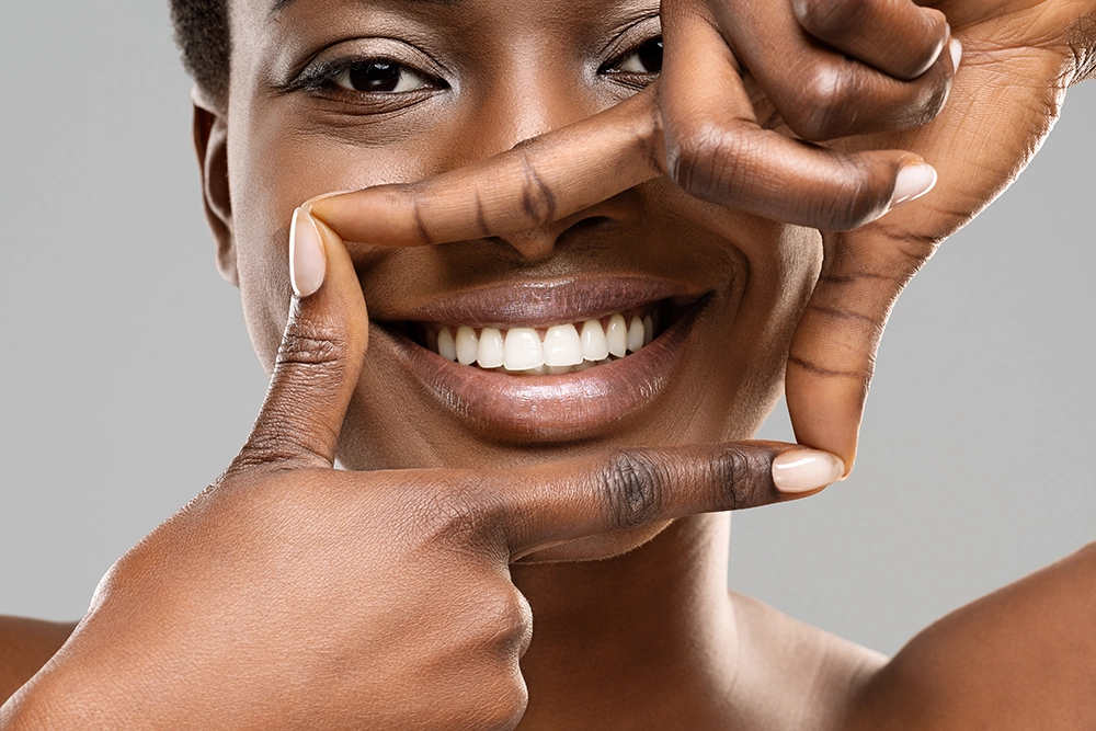 Ten Whitening Trays for Home Use