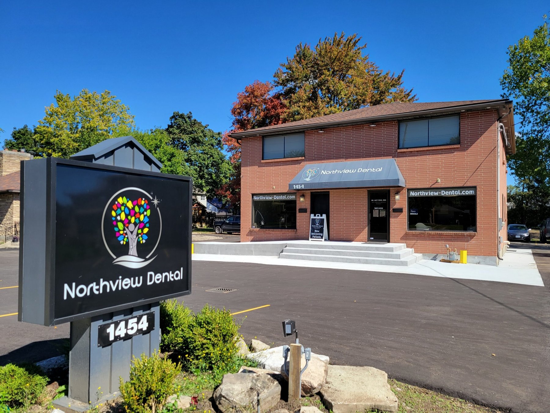 NorthView Dental clinic exterior, 1454 Adelaide Street North London ON