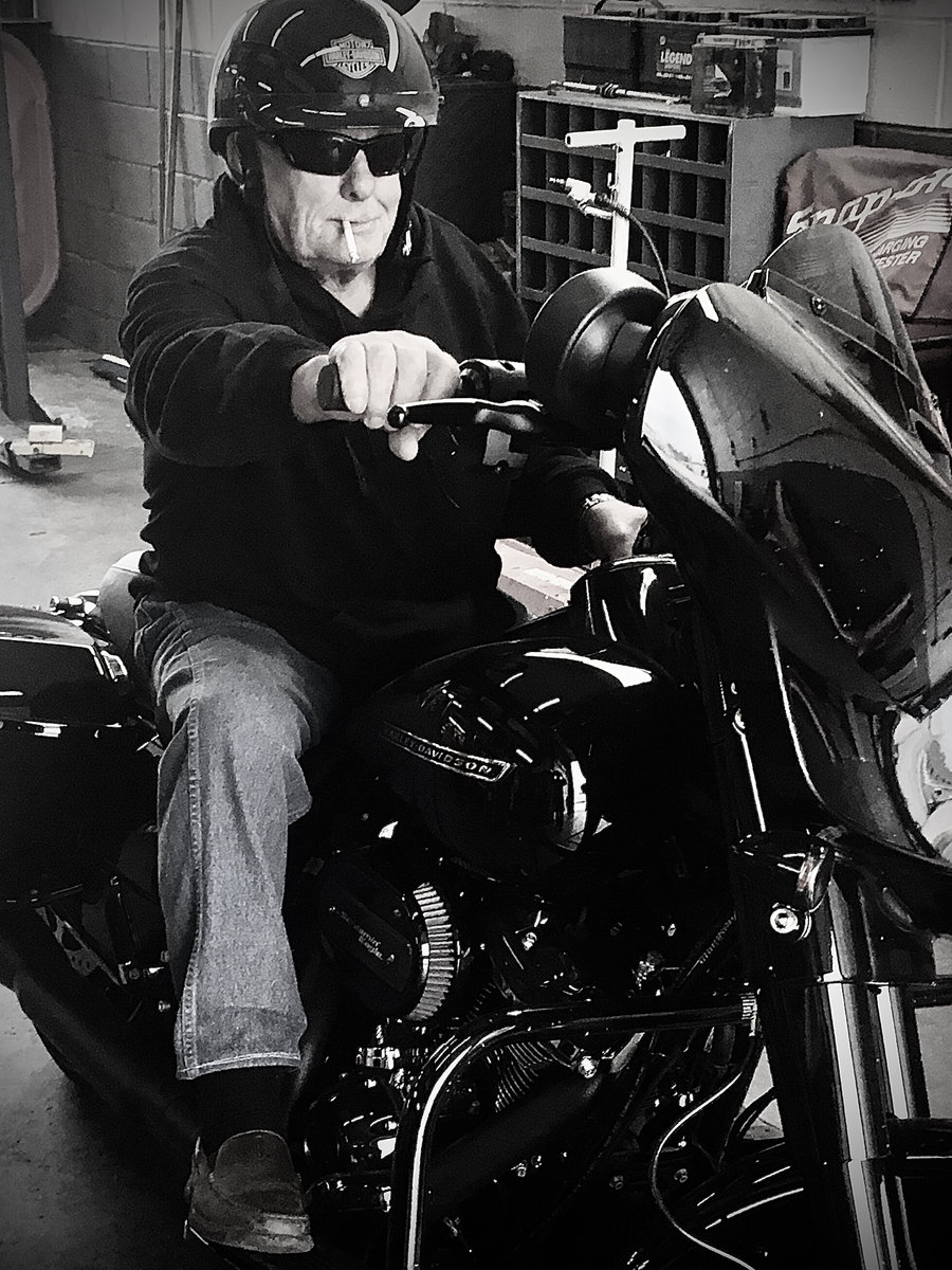 Elias Theofilopoulos, Louis