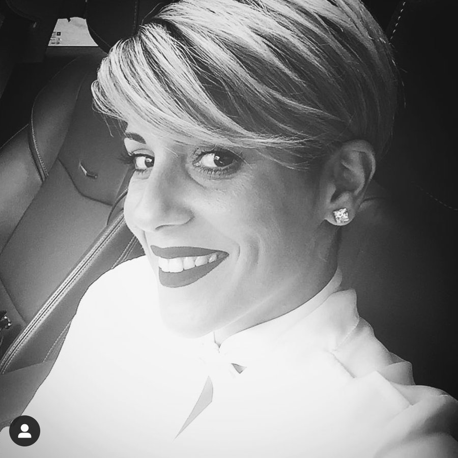 Michelle Gomes, Mimika