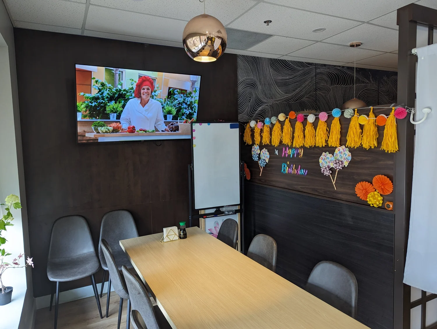 Také private booth detail